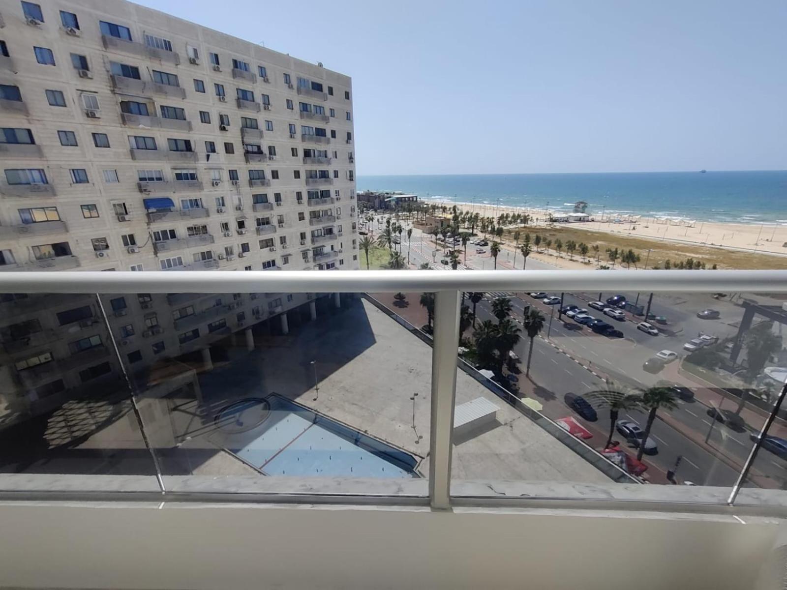 סוויטת פאר מול הים Apartment อัชโดด ภายนอก รูปภาพ