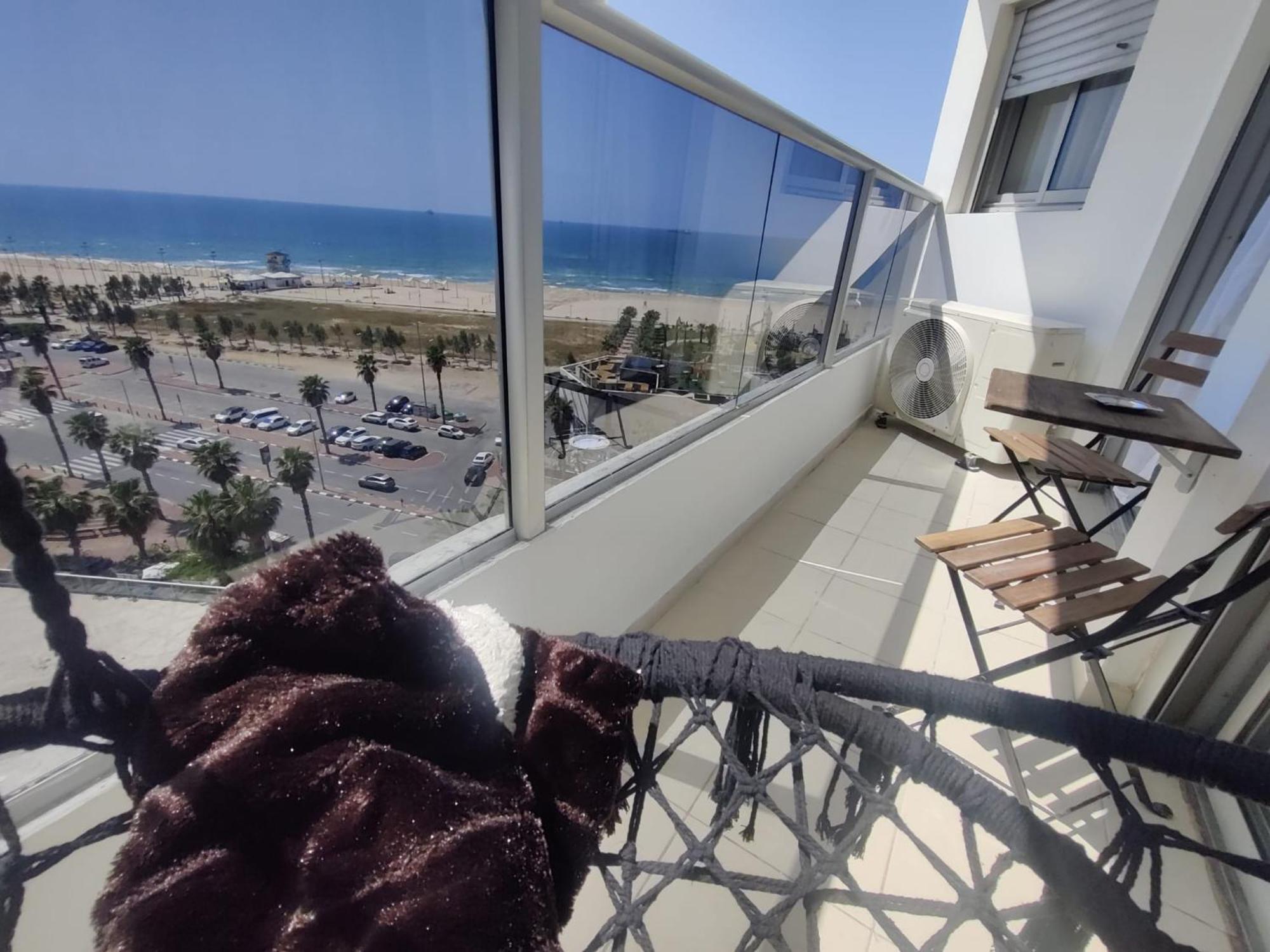סוויטת פאר מול הים Apartment อัชโดด ภายนอก รูปภาพ